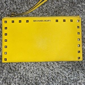 Michael Kors wristlet